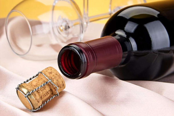 没瓶盖的红酒如何打开？这些实用方法快收藏！