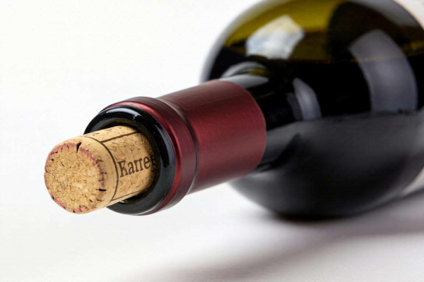 开完红酒不知如何保存？这些妙招帮你留住美酒风味