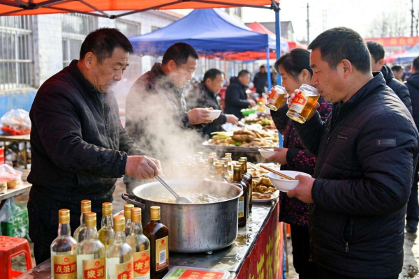 东北散装白酒好卖吗？市场现状、优势与挑战全解析