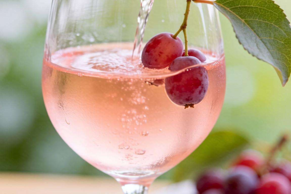 想找酸味淡的红酒？这份推荐清单别错过