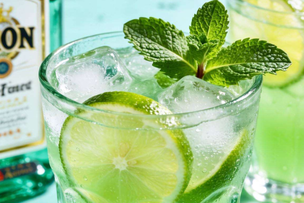 在家白酒能调出哪些美酒？这些搭配不容错过