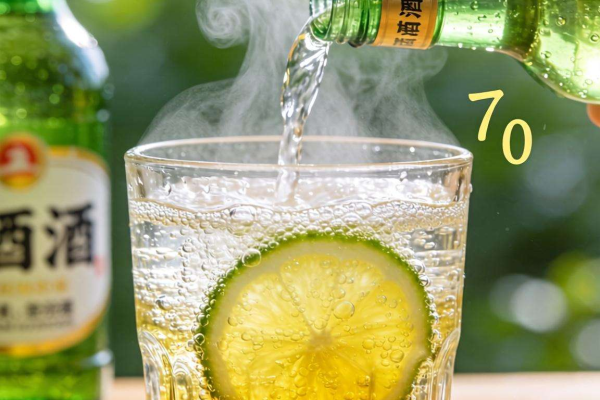 70度白酒兑什么喝？这些搭配让口感与体验大不同