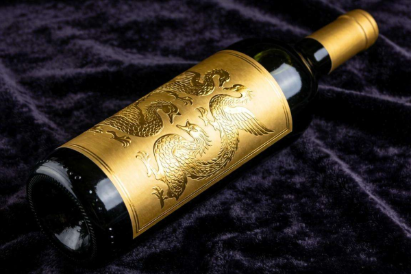 红酒用纸包装的实用方法与创意技巧